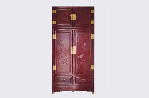 大连高端中式家居装修深红色纯实木衣柜